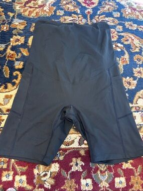 Black High-Waist Maternity Bike Shorts